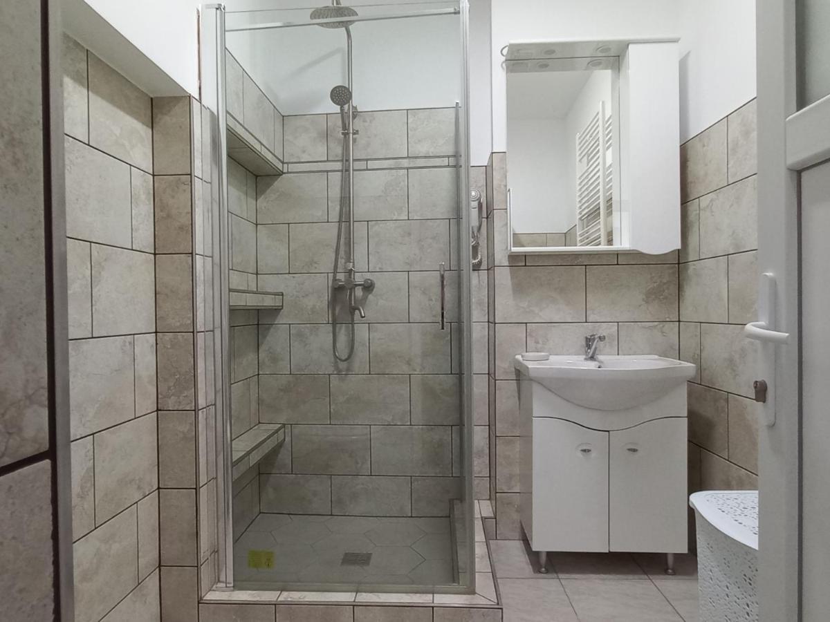 Apartament Central Salvo トゥルダ エクステリア 写真