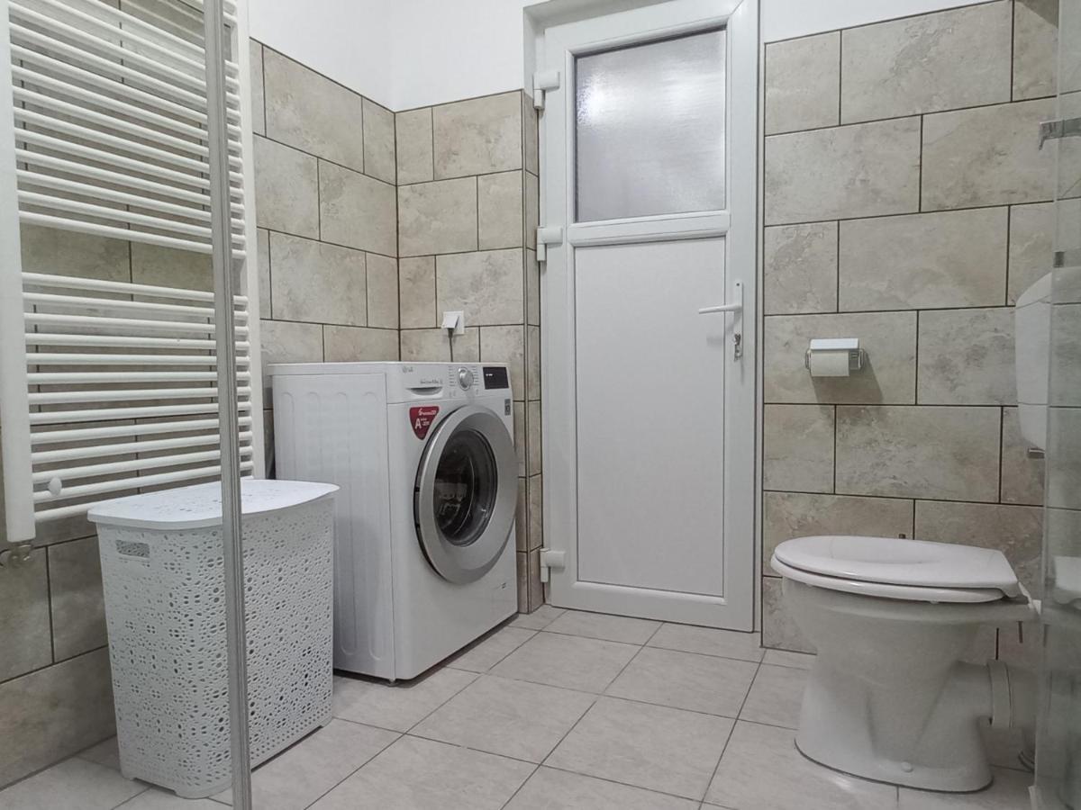 Apartament Central Salvo トゥルダ エクステリア 写真