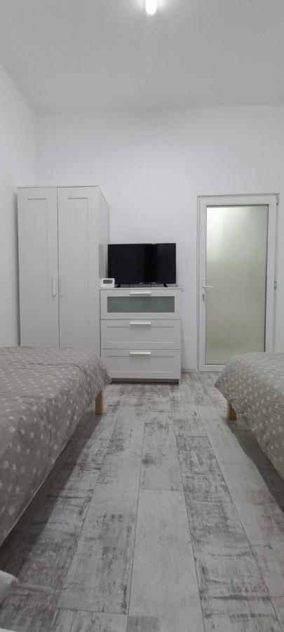 Apartament Central Salvo トゥルダ エクステリア 写真