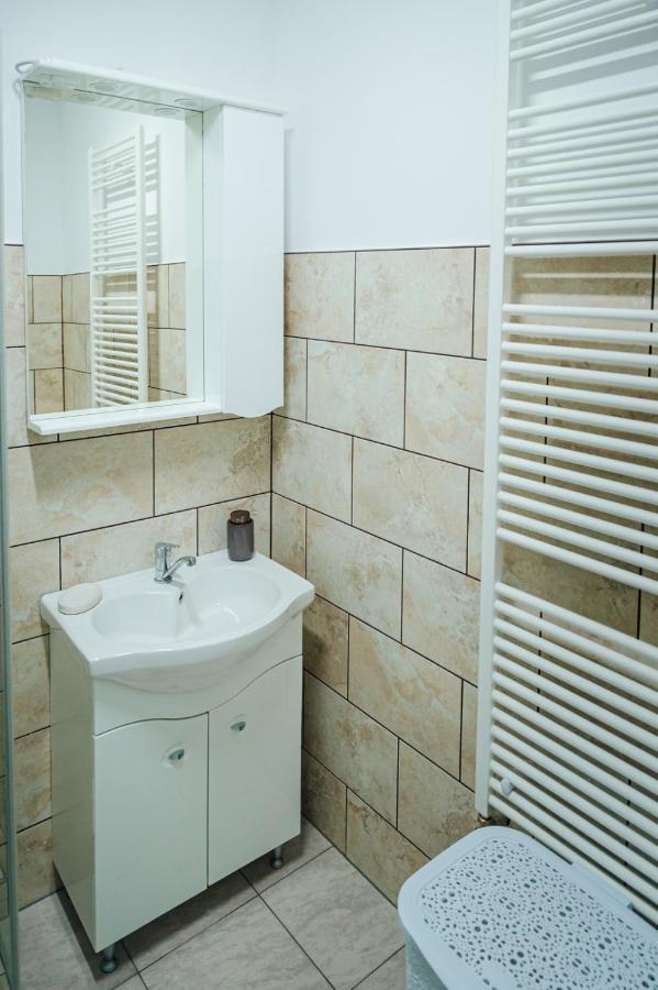 Apartament Central Salvo トゥルダ エクステリア 写真
