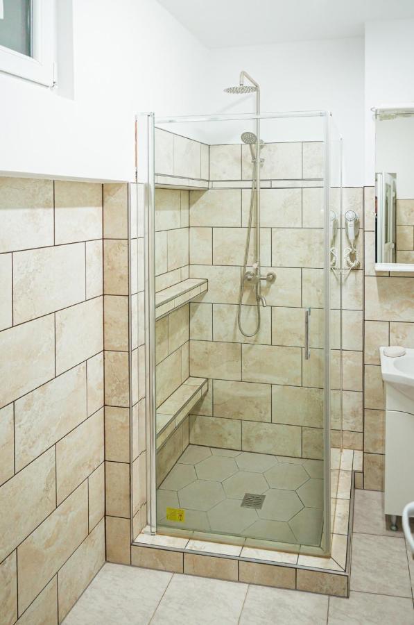 Apartament Central Salvo トゥルダ エクステリア 写真